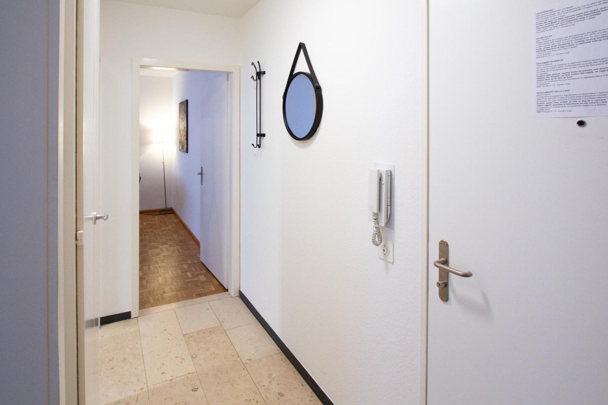 Gemuetliche Grosse Wohnung Naehe Uni Базель Екстер'єр фото